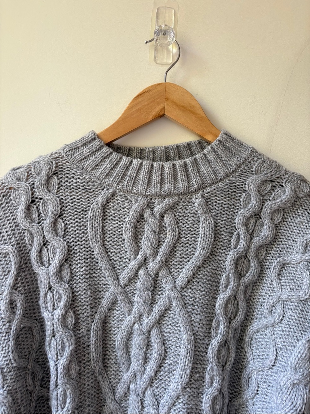 Cropped Aran Irish Sweater - Picture 7 of 11
